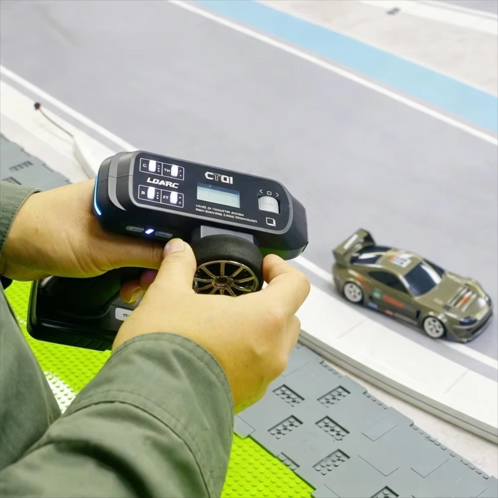 Sistema de Controle de Rádio B - Radio Transmitter 2.4Ghz avaliação e preço